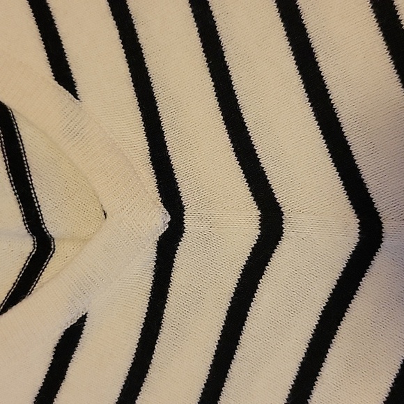 Part Two Sweater - Picture 4 of 9